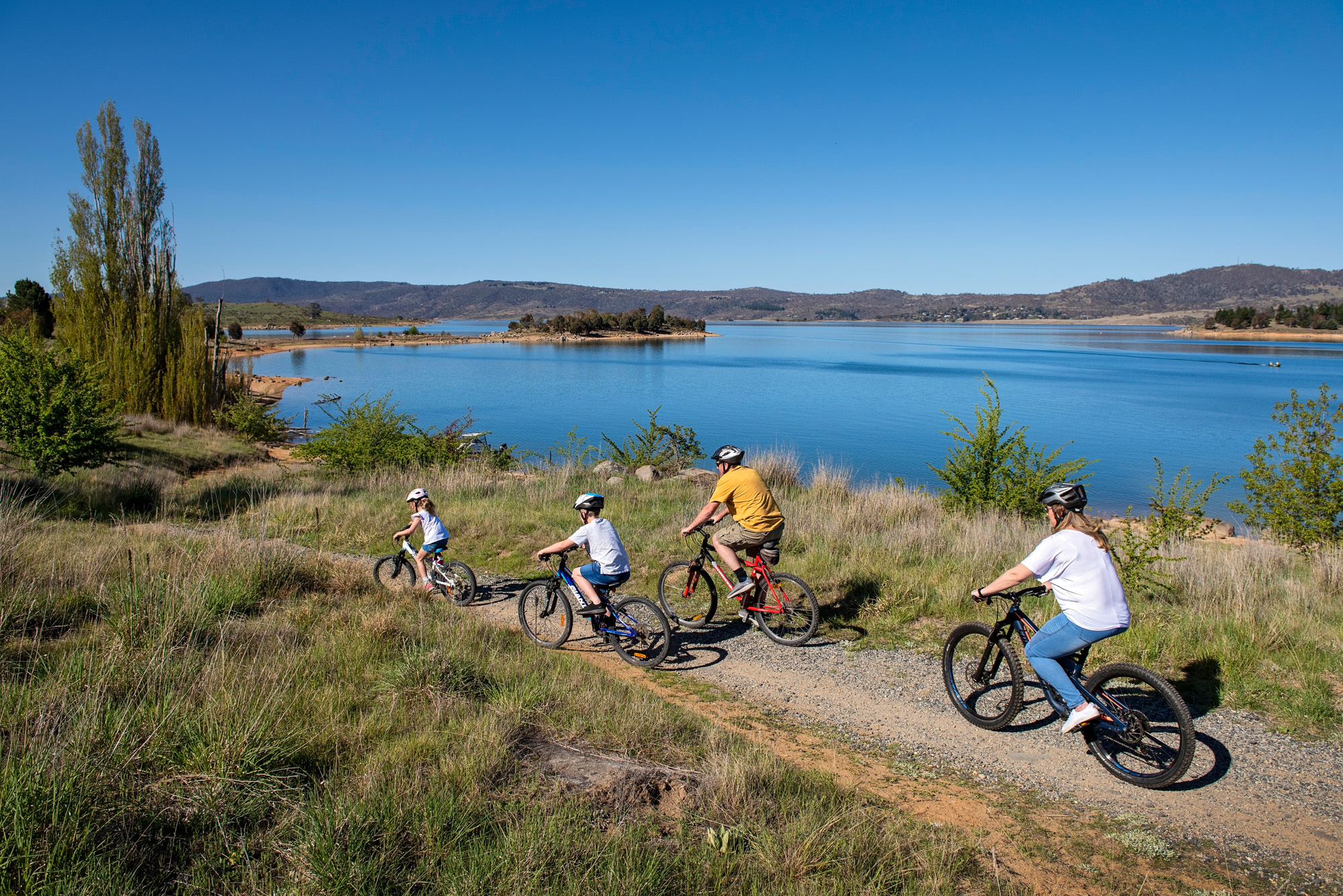 Make an enquiry for Jindabyne, Snowy Mountains, NSW Top Parks