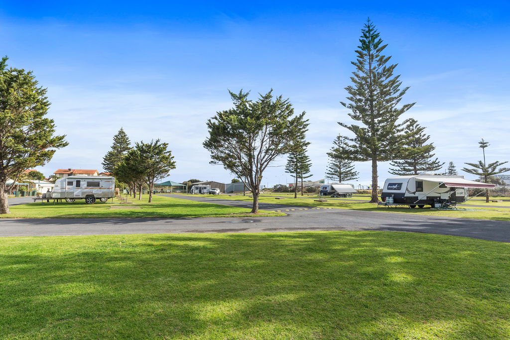 Powered Site Moana Beach Tourist Park Caravan Park