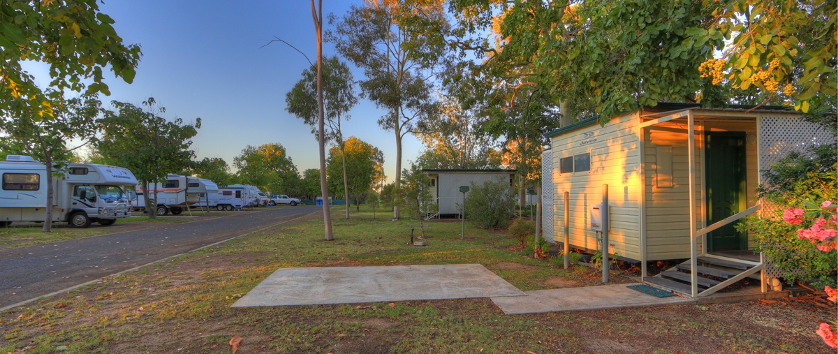 Ensuite Sites Highway Tourist Village Caravan Park