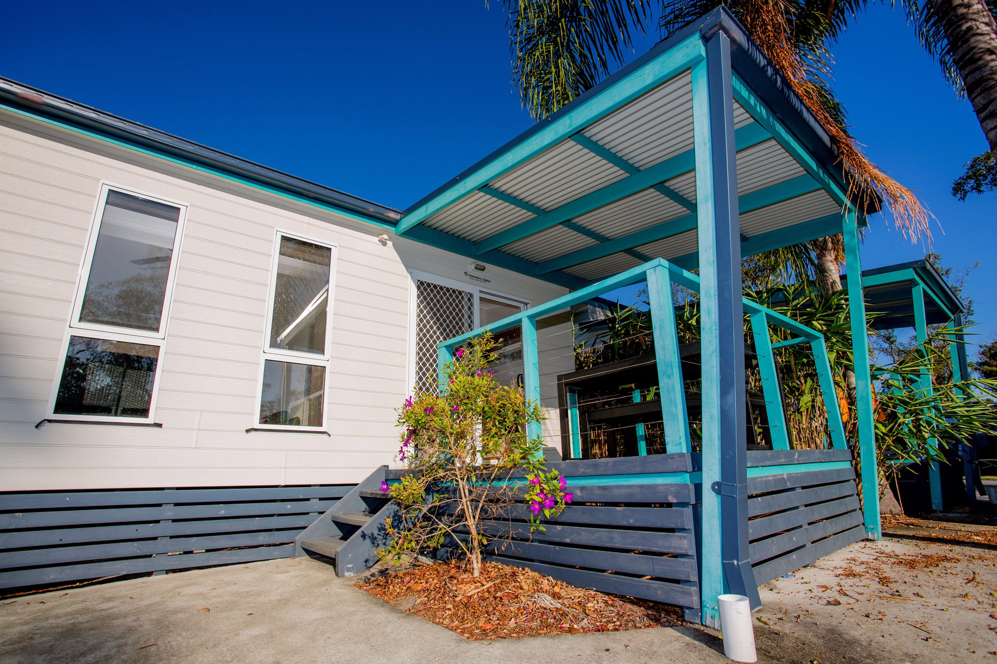 Deluxe Cabin Ingenia Holidays South West Rocks Holiday Park