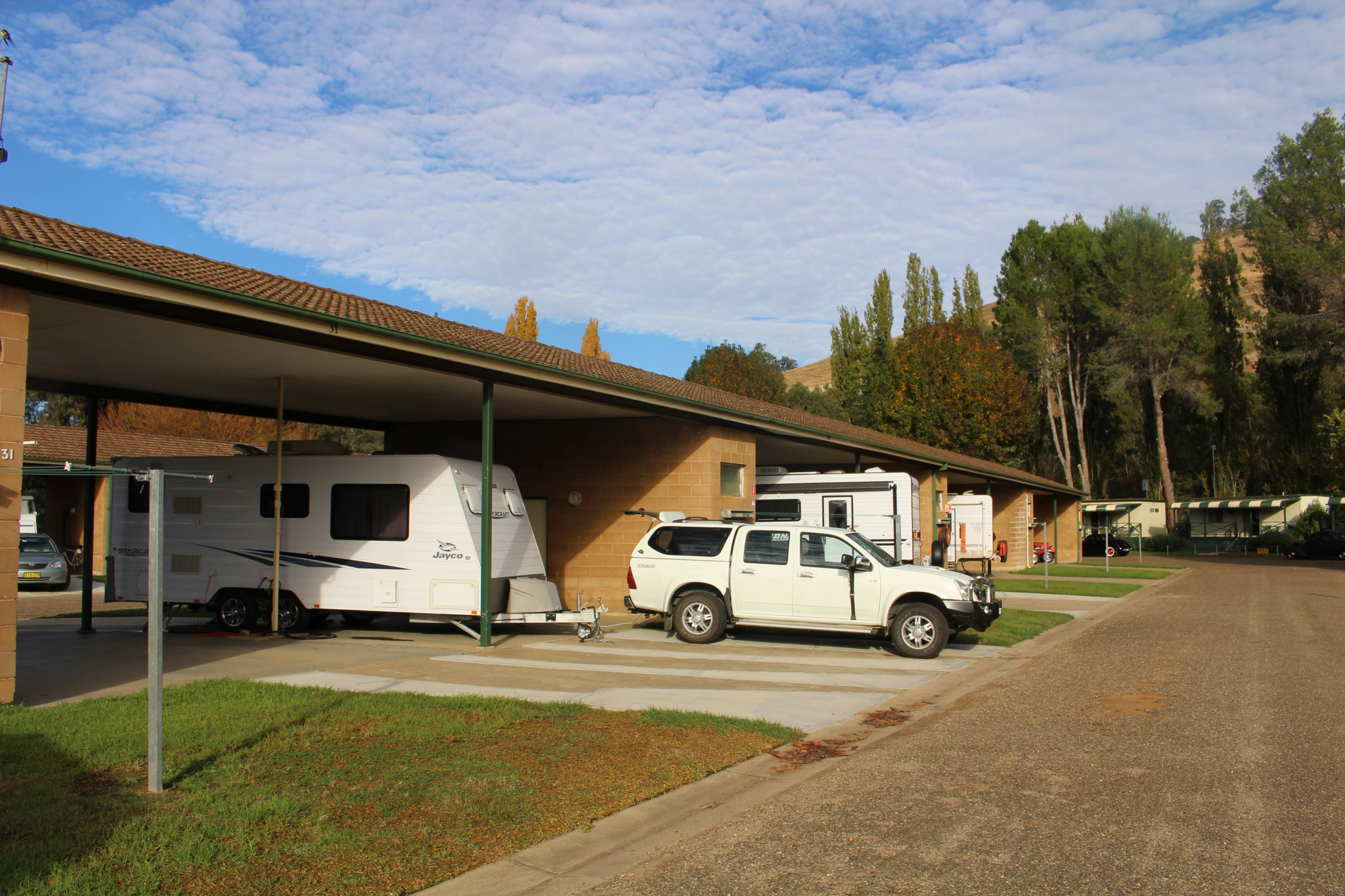 Drive Through Site | Gundagai Cabins & Tourist Park Caravan Park